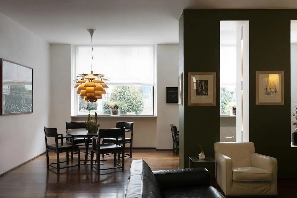 Hotel Colombia Milan