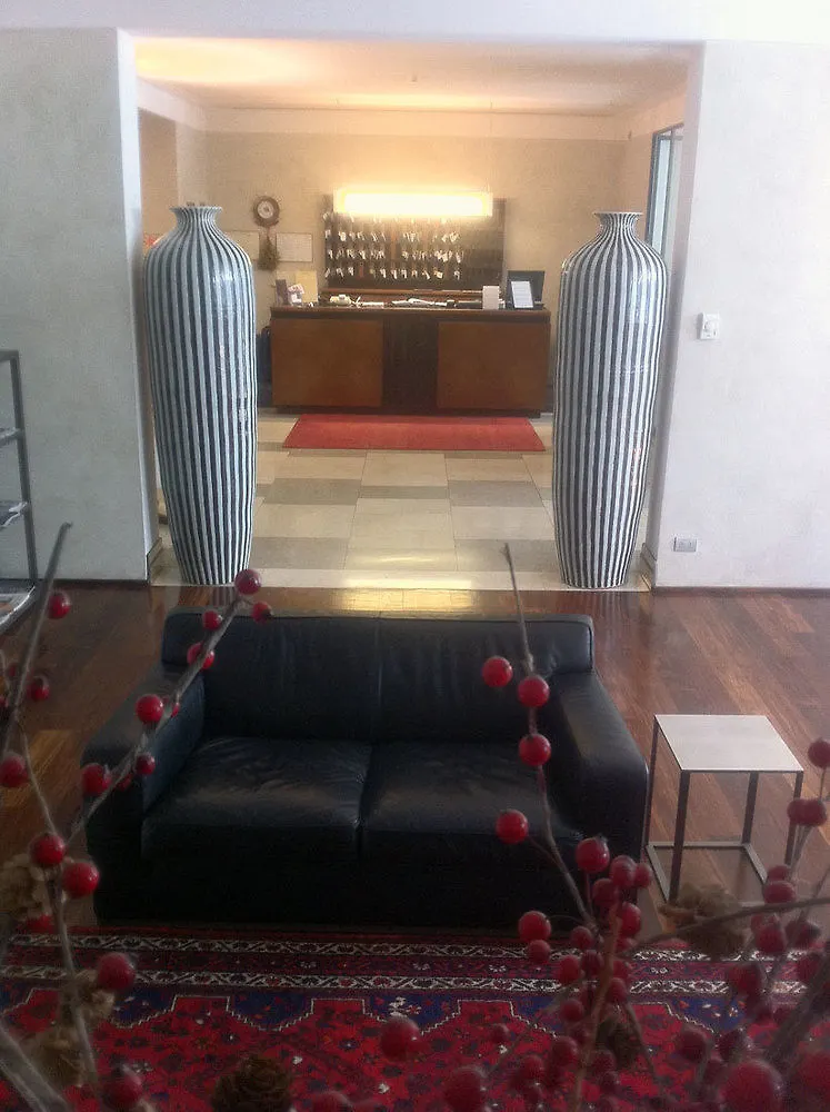 ****  Hotel Colombia Milan Italy