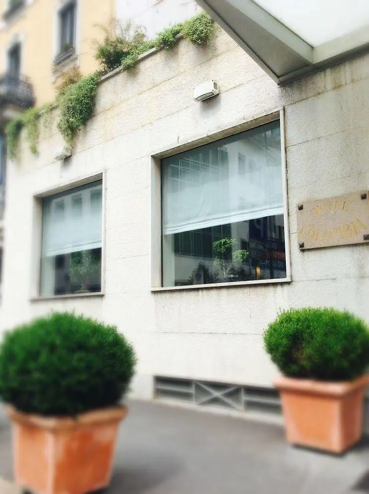 Hotel Colombia Milan 4*,