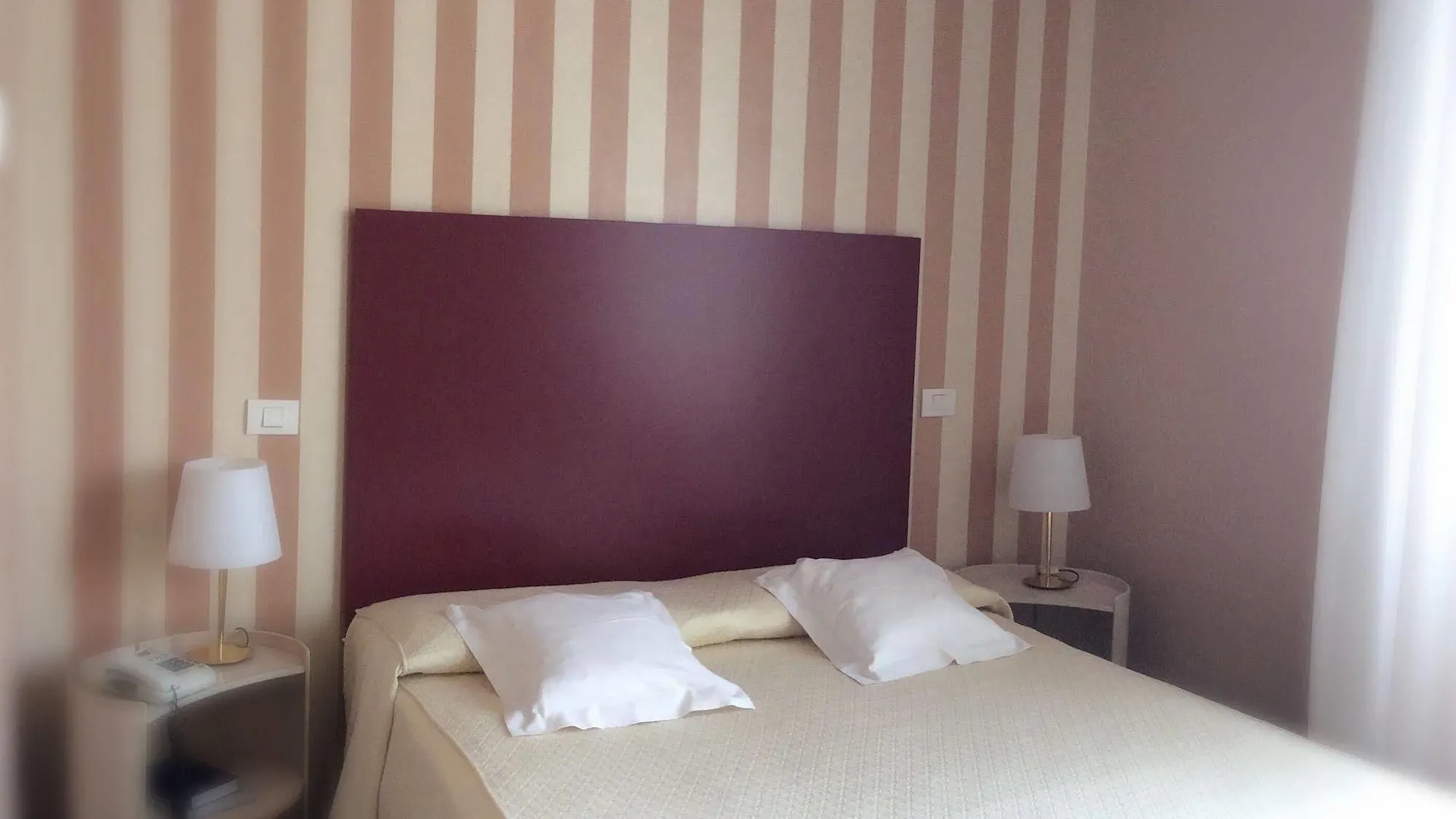 Hotel Colombia Milan